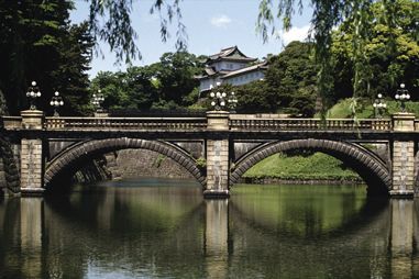 Imperial-Palace-Nijubashi-©JNTO
