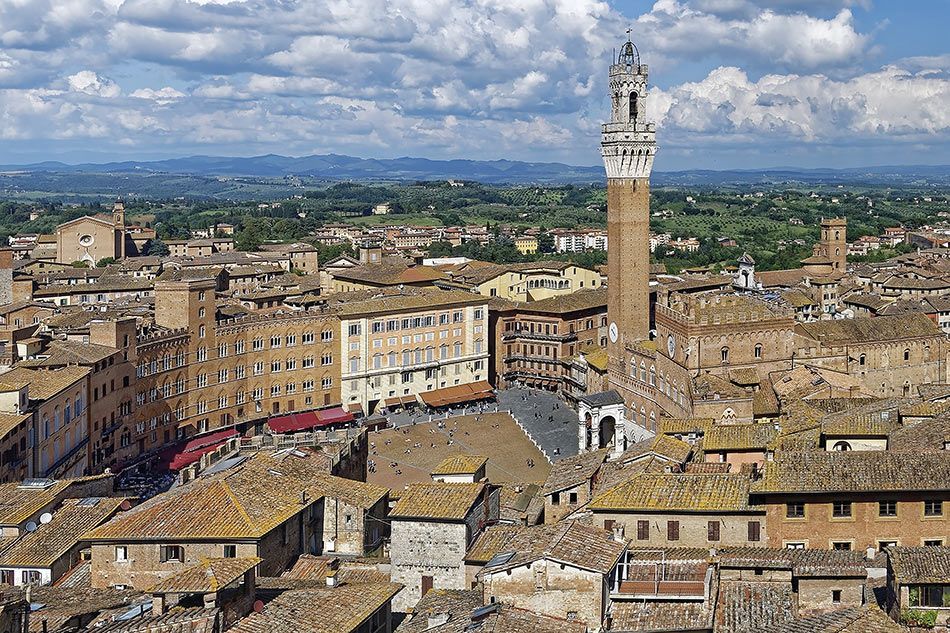 Piazza-Siena