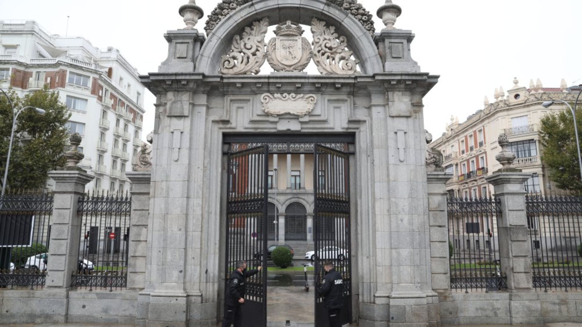 El Retiro y otros ocho parques están cerrados por fuertes rachas de viento El Retiro en una imagen de archivo