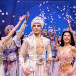 Aladdín, el musical que te hará soñar en pleno corazón de Madrid JPG 72 dpi (RGB)-28_ESCENA DE BODA DE ALADDIN (ROC BERNADÍ) Y JASMINE (JANA GÓMEZ) - PHOTO BY DEEN VAN MEER © DISNEY