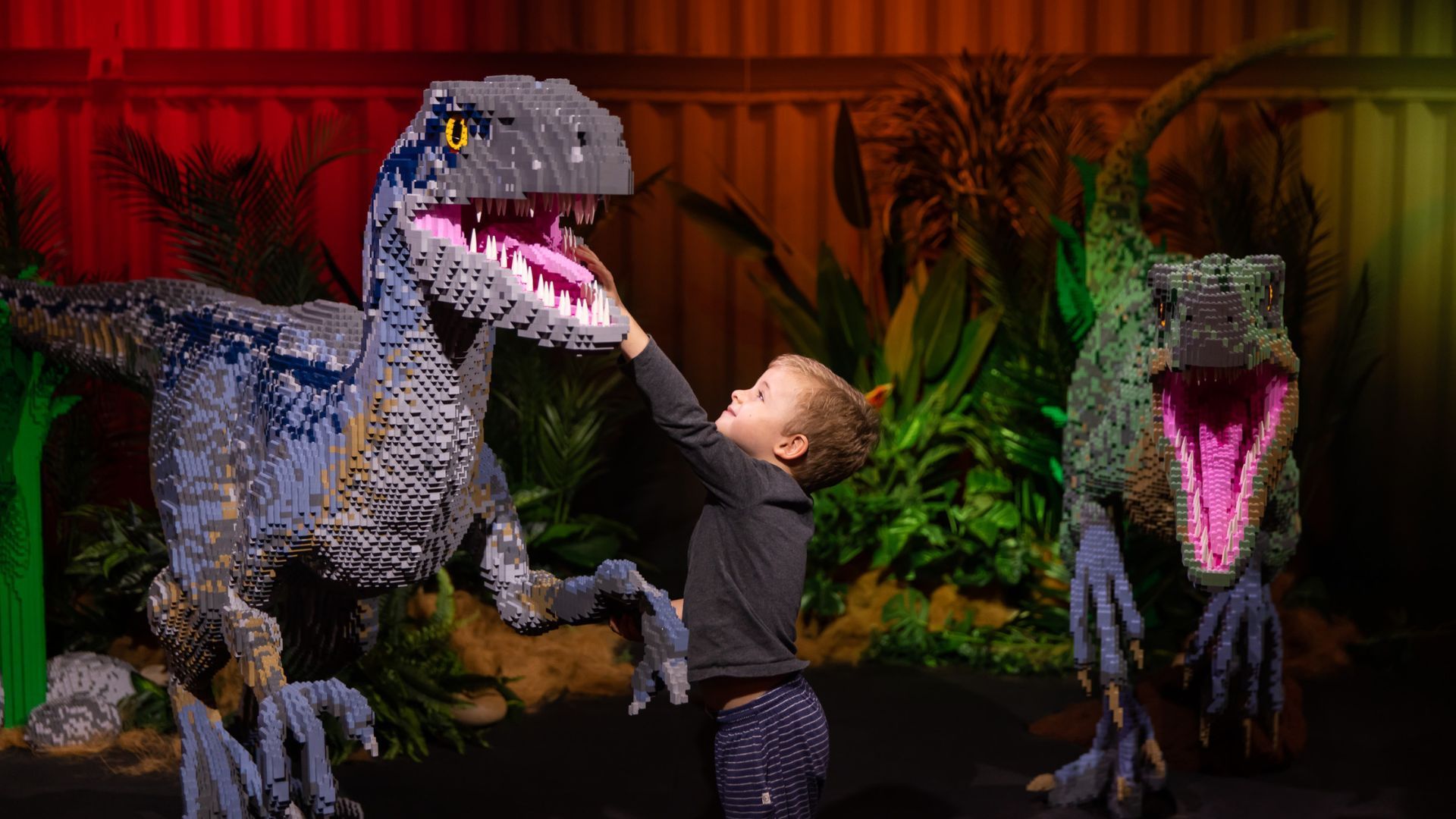 Jurassic World By Brickman estará en Madrid hasta mayo Jurassic World By Brickman