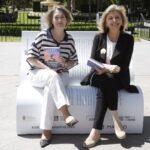 Madrid se llena de bancos-libro en una nueva edición de El libro que tienes en tu cabeza